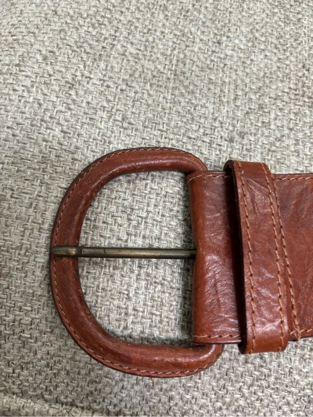 Banana Republic Embossed Leather Belt in Chestnut Brown made in Italy